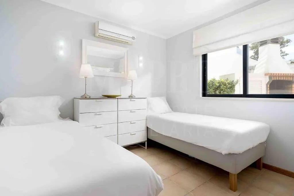 Stunning 3 Bed Villa In Vale Do Lobo With Resort Membership 3 Mins From Beach And Golf Loule 0*,  Portugal